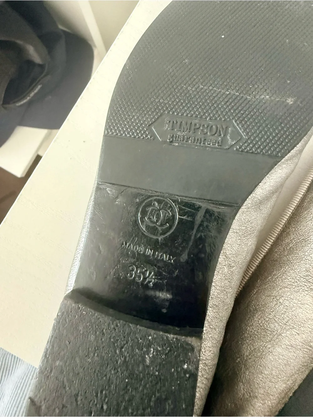 CHANEL Metallic Silver Leather Ballet Flats size 5.5/6 (orig $1250)